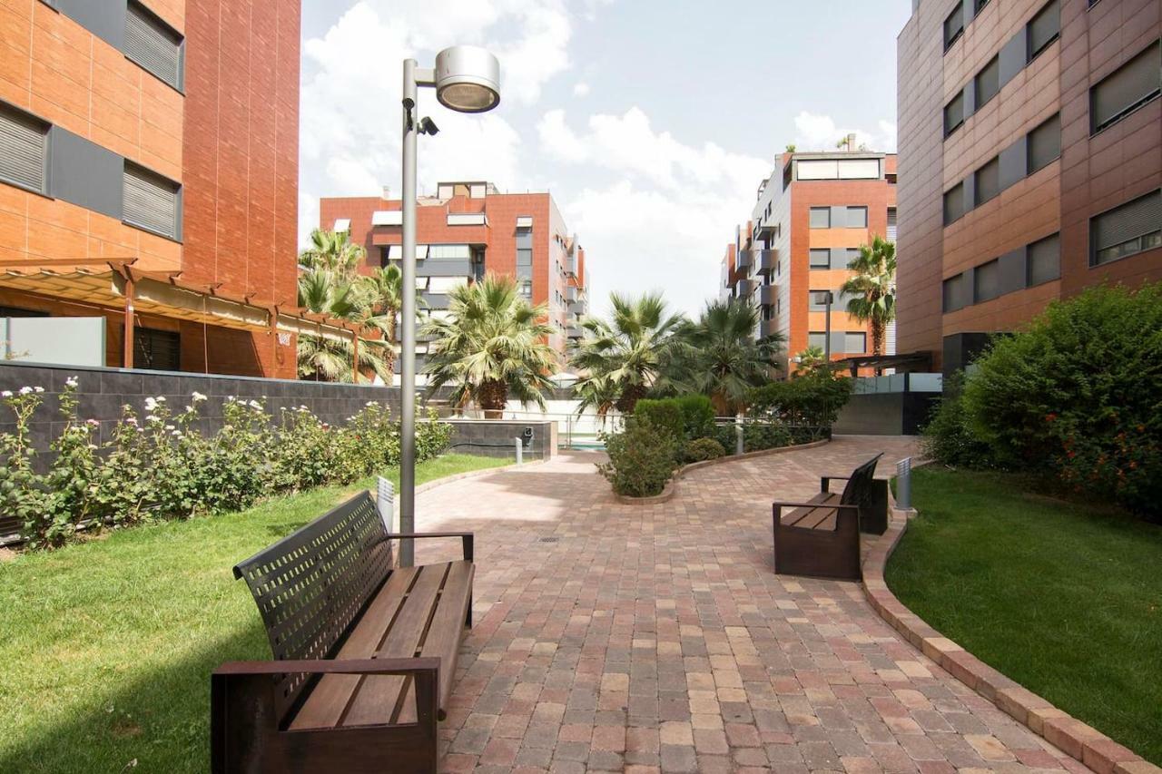 גרנדה Apartamento Forum-Ciencias Con Piscina, Gym & Parking מראה חיצוני תמונה