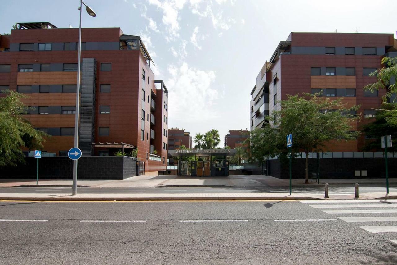 גרנדה Apartamento Forum-Ciencias Con Piscina, Gym & Parking מראה חיצוני תמונה