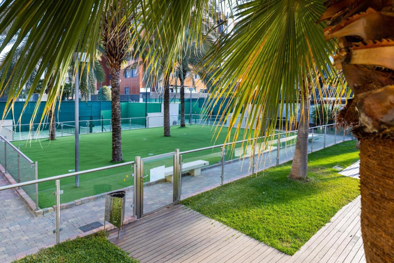 גרנדה Apartamento Forum-Ciencias Con Piscina, Gym & Parking מראה חיצוני תמונה