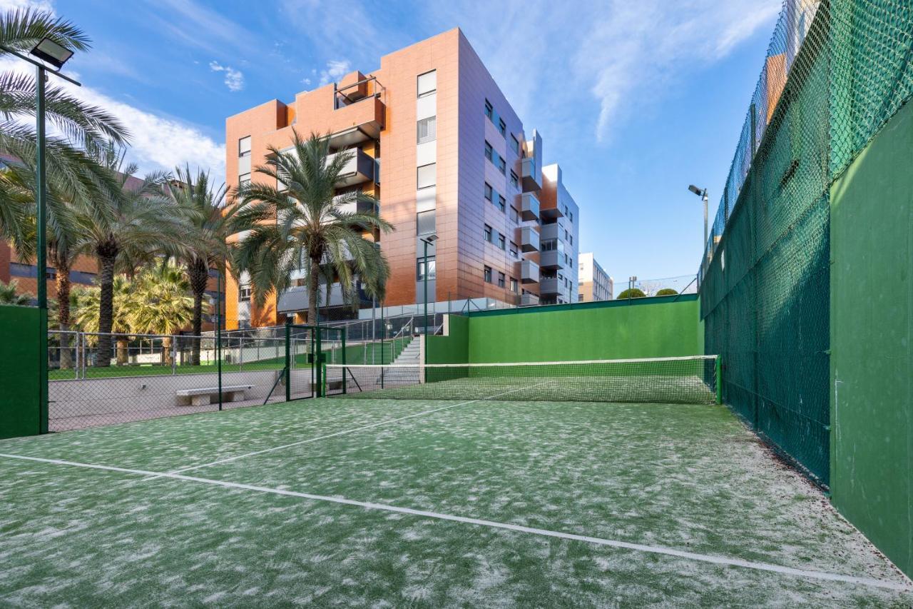 גרנדה Apartamento Forum-Ciencias Con Piscina, Gym & Parking מראה חיצוני תמונה