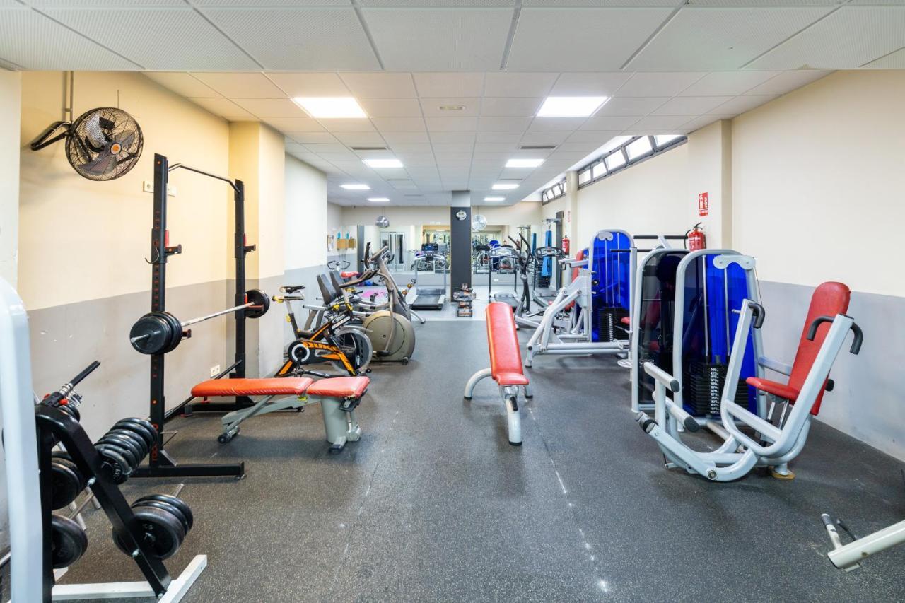 גרנדה Apartamento Forum-Ciencias Con Piscina, Gym & Parking מראה חיצוני תמונה
